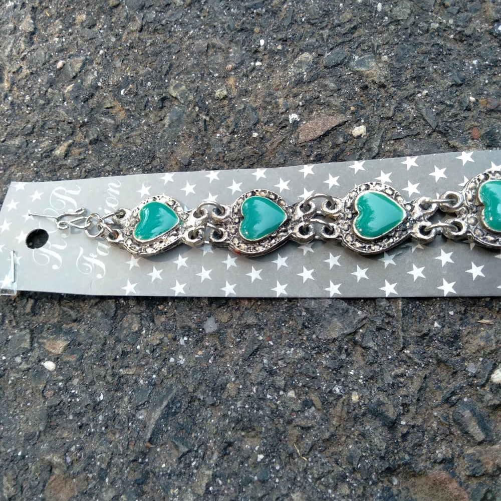 90s heart vtg green silver color bracelet